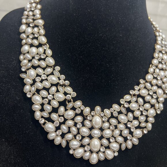 BaubleBar Kew Rhinestone Crystal Oversized Collar Necklace White Pearls Wedding - Picture 2 of 11